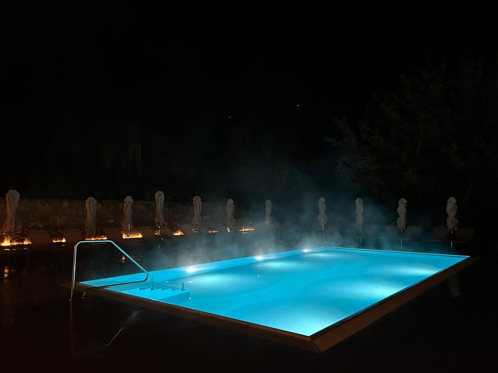 Double Room Pool View